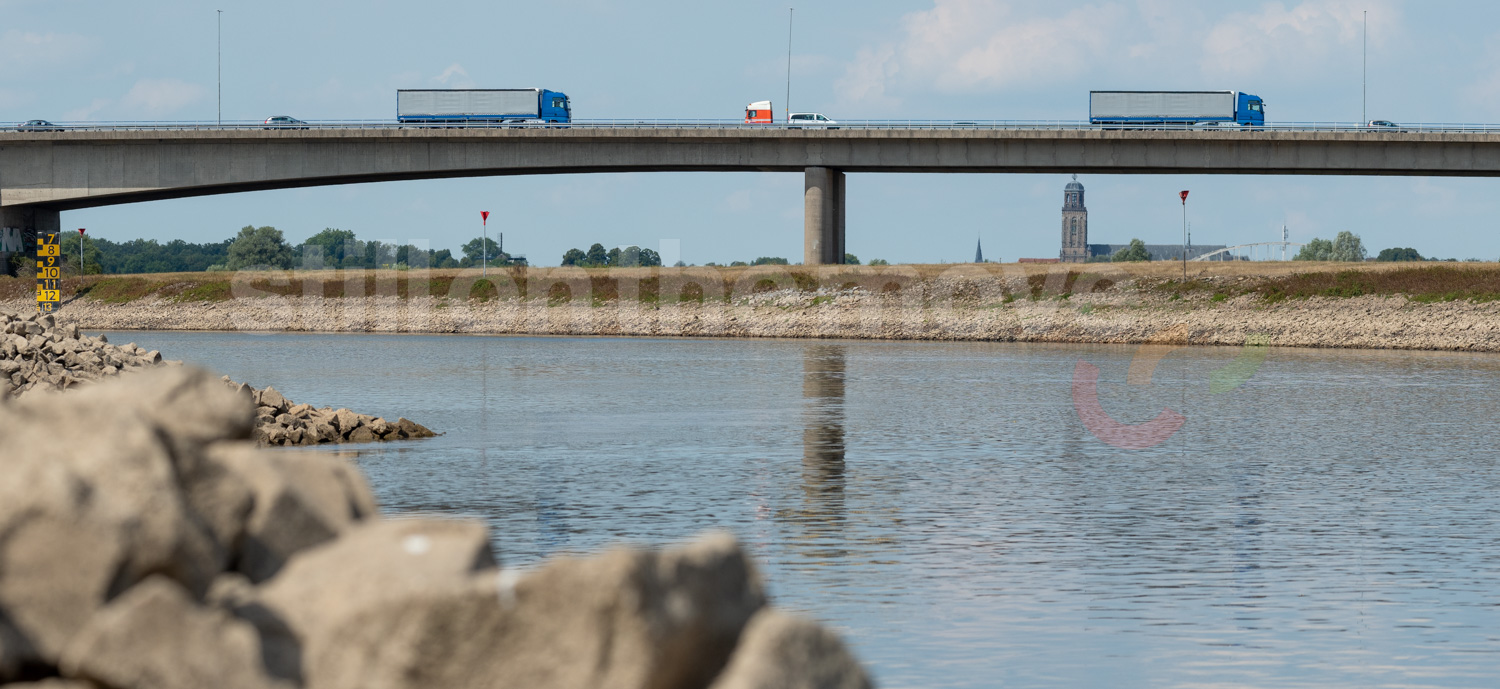 stockfoto algemeen naamloos brug anoniem transport